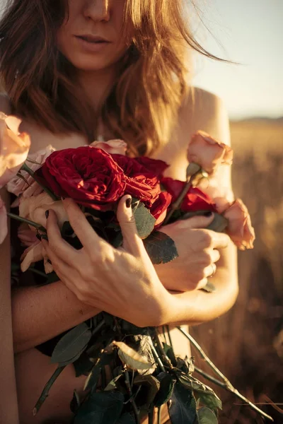 portre özgürlük durağındayım kız denizde