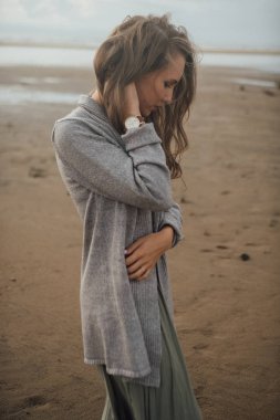 portre özgürlük durağındayım kız denizde