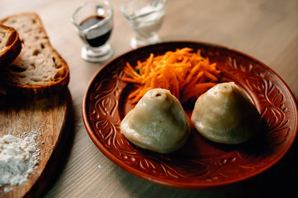 Comida Tradicional Mongol Mesa Madeira — Fotografia de Stock