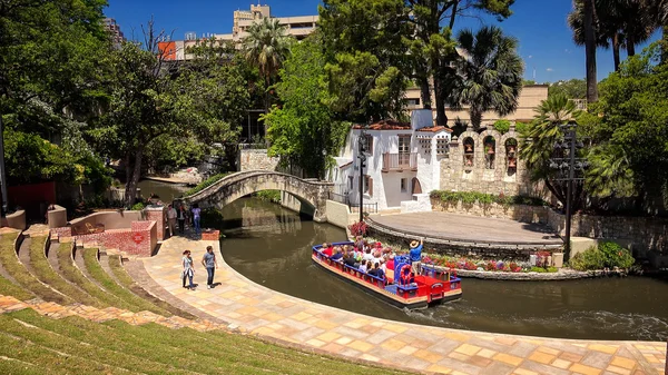 Teatro del fiume Arneson alla passeggiata sul fiume San Antonio — Foto Stock