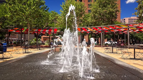 Vodní fontána v centru města San Antonio, Texas — Stock fotografie
