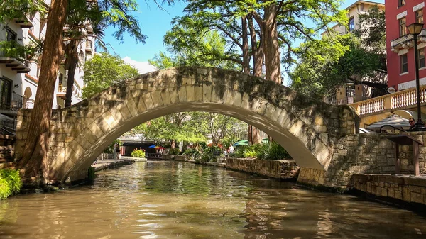Bron vid San Antonio floden promenad Stockbild