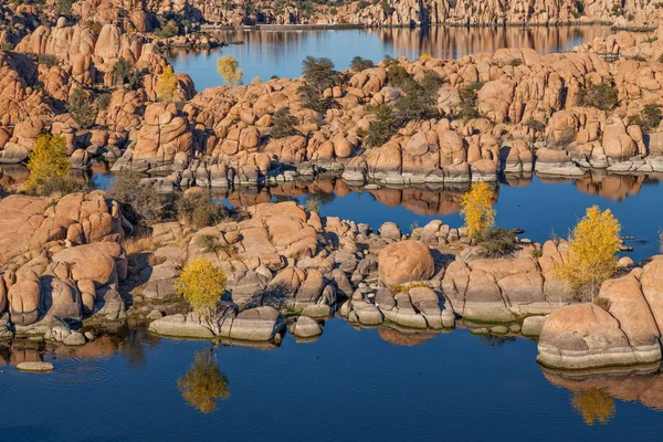 Watson Lake in herfst — Stockfoto