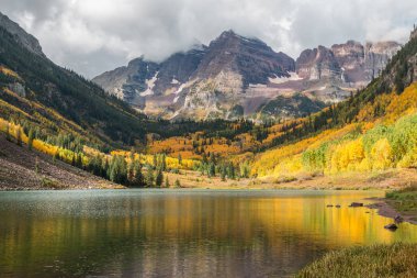 Maroon Bells Fall reflection clipart