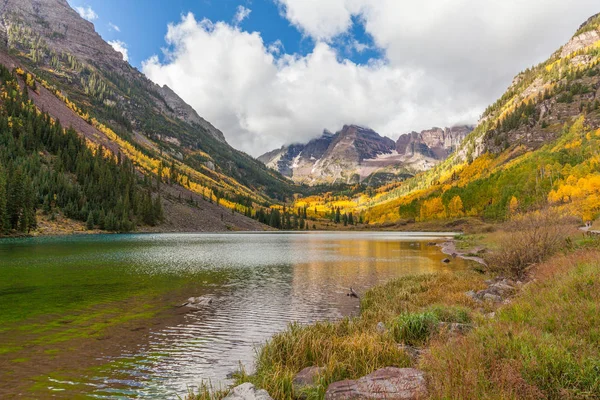 Maroon Bells Fall reflection — Stock Photo, Image