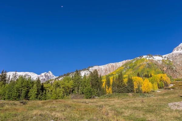 Malebná krajina na podzim Colorado — Stock fotografie