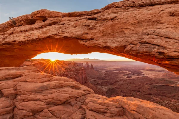 Mesa Arch Amanecer —  Fotos de Stock