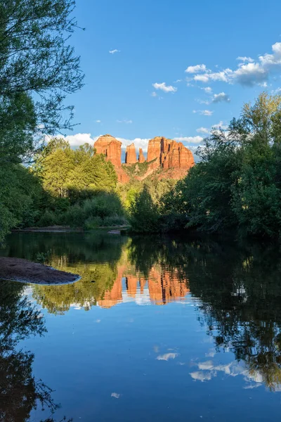 Cathedral rock Reflection — Stock Photo, Image