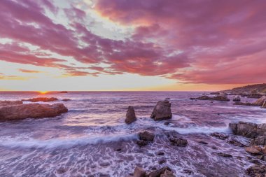 California kıyısında günbatımı