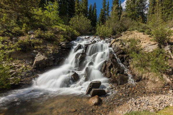 Cascata panoramica di montagna — Foto Stock