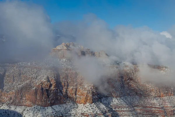 Hóval Borított Grand Canyon Déli Peremén Fekvő Télen — Stock Fotó