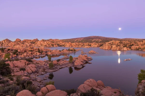 Ein Vollmond Der Über Dem Malerischen Watson See Aufgeht Prescott — Stockfoto