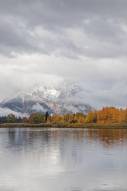 tetons gündoğumu, sonbahar bir fırtınada