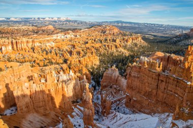 Kışın Bryce Canyon Milli Parkı Utah peyzaj doğal