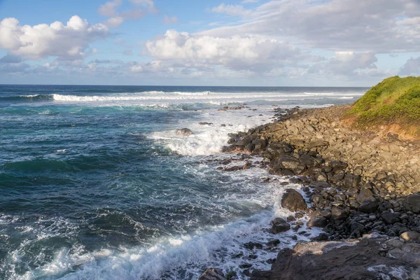 Olas Del Océano Golpean Costa Escénica Maui Hawaii —  Fotos de Stock