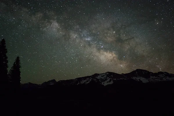 Maneira Leitosa Senta Sobre Montanhas Colorado — Fotografia de Stock