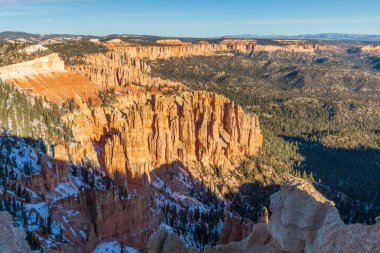 Kışın Bryce Canyon Milli Parkı Utah peyzaj doğal