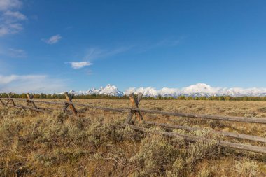 Tetons doğal bir sonbahar manzara