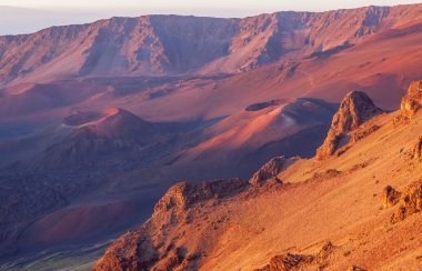 Haleakala yanardağ krater manzara Maui Adası