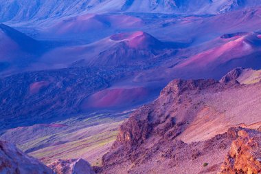 Haleakala yanardağ krater manzara Maui Adası
