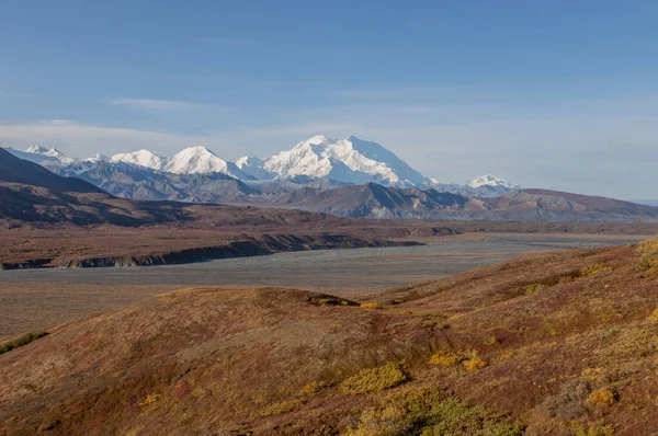 Ένα Γραφικό Τοπίο Στο Εθνικό Πάρκο Ντενάλι Αλάσκα Φθινόπωρο — Φωτογραφία Αρχείου