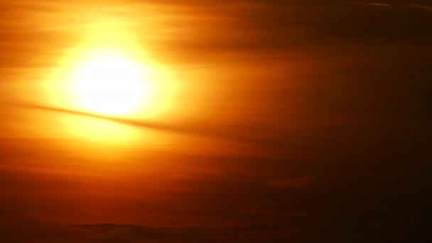   Ukraine, abstrait, admirer, air, faisceaux, beauté, lumineux, nuages, couleur, jour, terre, soir, matin, paysage, naturel, lumière naturelle, nature, aucun peuple, qualité, rouge, voir, silhouette, ciel, vitesse, printemps, été, soleil, soleil, lever du soleil, coucher du soleil 