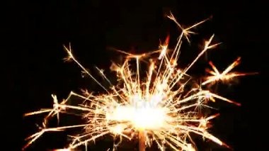 4k. Işıkları havai fişek. Koyu arka plan