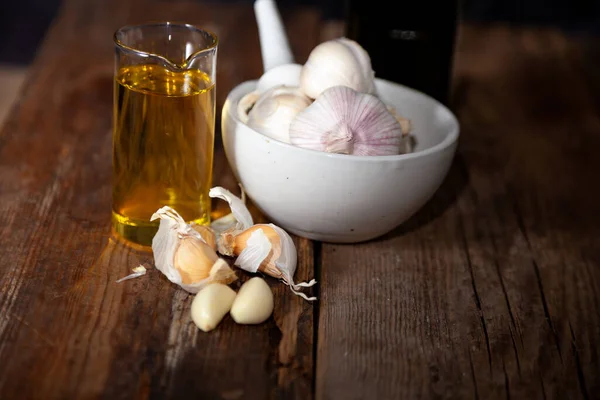 Food Garlic Oil Garlic Wooden Table — Stock Photo, Image