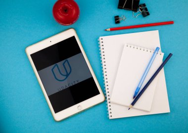 UDACITY, profesyonel yetişkinleri hedef alan çevrimiçi bir öğrenme platformudur.