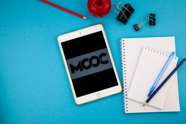 Mooc Adalah Sebuah Platform Pembelajaran Online Dan Pasar Pengajaran Yang — Stok Foto