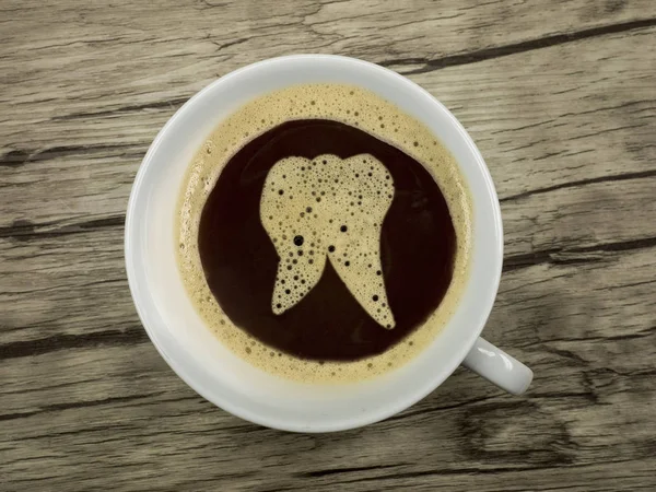 Milchzahn im Kaffee — Stockfoto