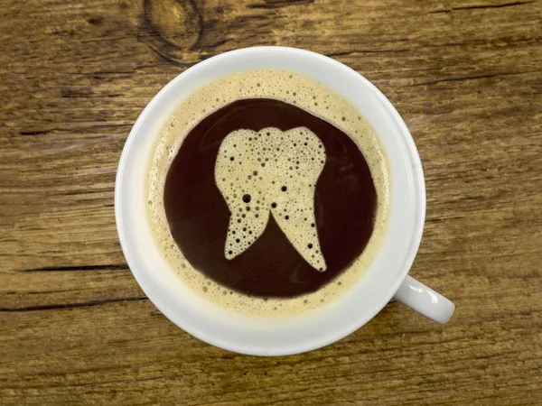 Milchzahn im Kaffee — Stockfoto