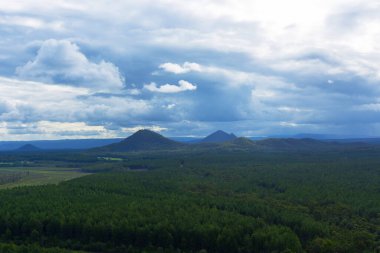 Cam ev Dağları Milli Parkı peyzaj, Queensland, Avustralya