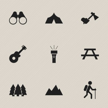 9 düzenlenebilir kamp simgeler kümesi. Ax, çam, en yüksek ve daha fazlası gibi simgeler içerir. Web, mobil, UI ve Infographic tasarımı için kullanılabilir.