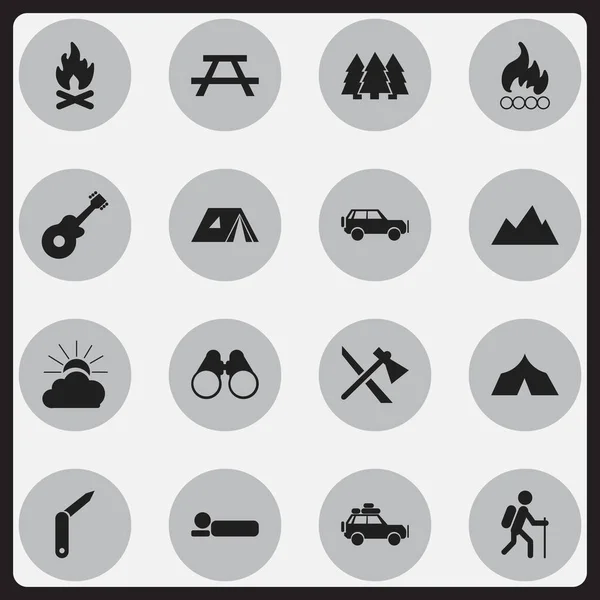 Conjunto de 16 iconos de viaje editables. Incluye símbolos como Blaze, Peak, Clasp-Knife y más. Puede ser utilizado para el diseño de la tela, móvil, interfaz de usuario e infografía . — Vector de stock