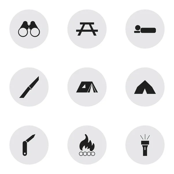 Set de 9 iconos de viaje editables. Incluye símbolos como linterna, gafas de campo, rollo de cama y más. Puede ser utilizado para el diseño de la tela, móvil, interfaz de usuario e infografía . — Archivo Imágenes Vectoriales