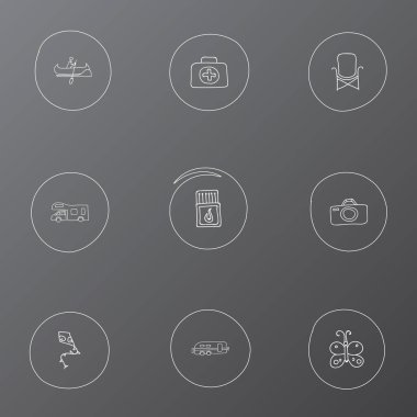 9 düzenlenebilir gezi karalamalar kümesi. Simgeleri gibi yanıcı sopa, güzellik böcek, çanta ve daha fazlasını içerir. Web, mobil, UI ve Infographic tasarımı için kullanılabilir.