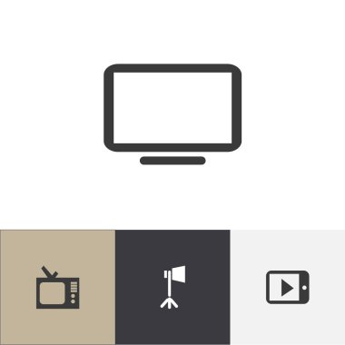 4 düzenlenebilir film simgeler kümesi. Tablet oyun, stüdyo ışık, görüntü birimi ve daha fazlası gibi simgeler içerir. Web, mobil, UI ve Infographic tasarımı için kullanılabilir.