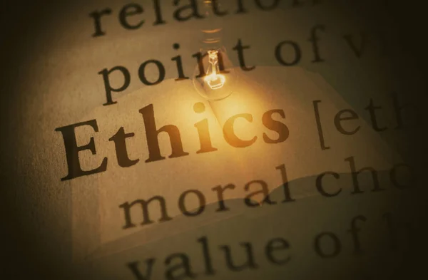 Słowo etyka i żarówki — Zdjęcie stockowe