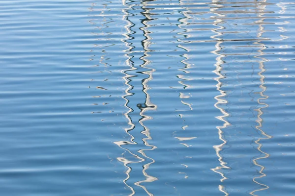Abstracte Witte Reflectie Blauwe Water Patroon Achtergrond — Stockfoto