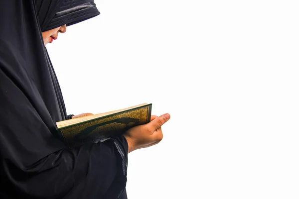 Open Koran - holy book of Muslims — Stock Photo, Image