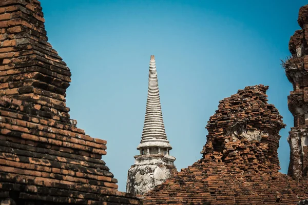 Ayutthaya, Thailand ruiner och antikviteter på Ayutthaya historiska Park — Stockfoto
