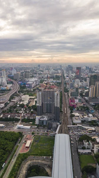 Una vista aérea de la ciudad — Foto de Stock