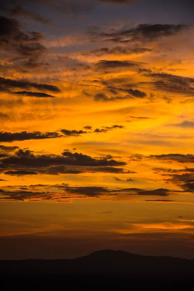 Der Himmel in der Dämmerung — Stockfoto