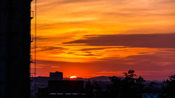 Pôr-do-sol pela manhã — Fotografia de Stock