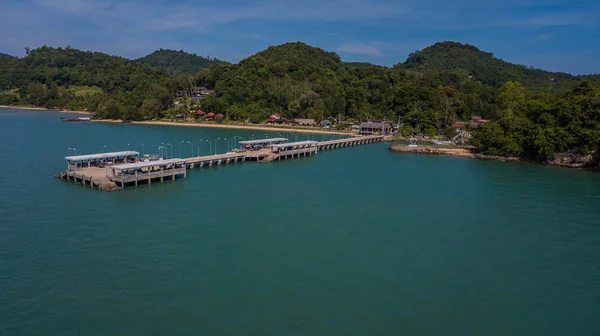 Letecký pohled na krajinu z přístavu Koh Yao Noi, Thajsko Krabi — Stock fotografie