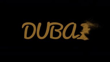 Sandy Dubai ünvanı dağılıyor. Rüzgâr, Dubai başlığının kumlu, kumlu harflerini savuruyor. 4K, 60 fps, ProRes 4444 ve alfa kanalı (şeffaflık). Bu video için alfa şablon olarak yeniden boyayabilirsiniz..