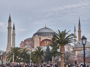 Ayasofya Müzesi dış görünüşü. İstanbul, Türkiye - Aralık 2019