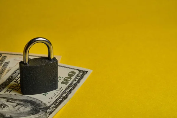 Dollar Banknotes Metal Padlock Yellow Background Safety Shopping Personal Finances — Stock Photo, Image