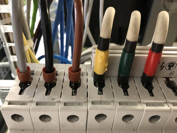 Cables Red Conectados Servidor Del Centro Datos — Foto de Stock